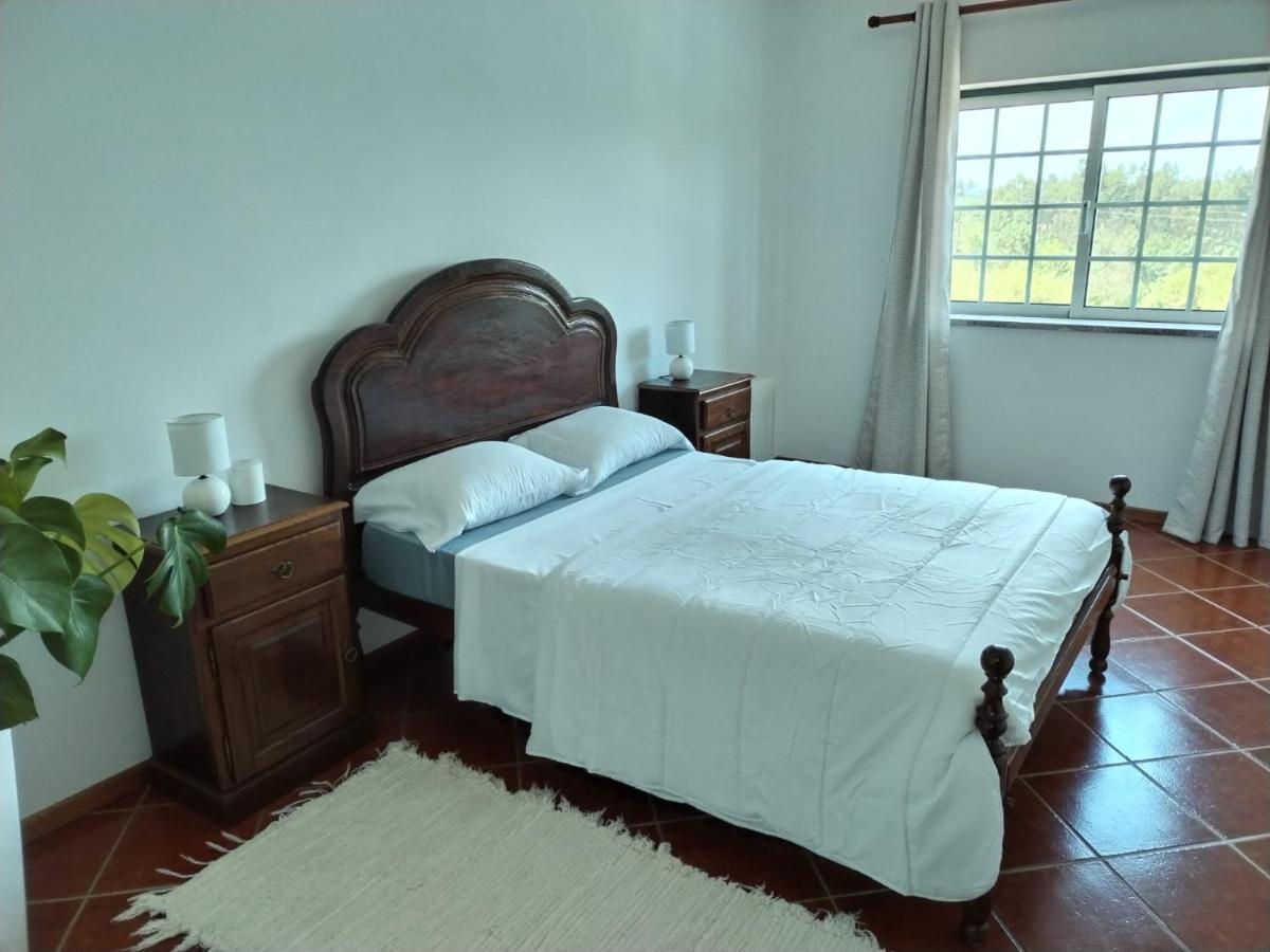 Bed and Breakfast Majo Alojamento Local Tábua Pokoj fotografie